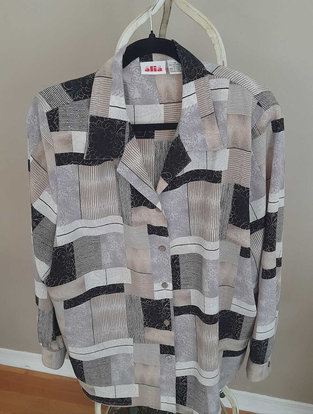 Alia Multi-Color Geometric Patchwork Button-Up Blouse - Picture 2 of 7